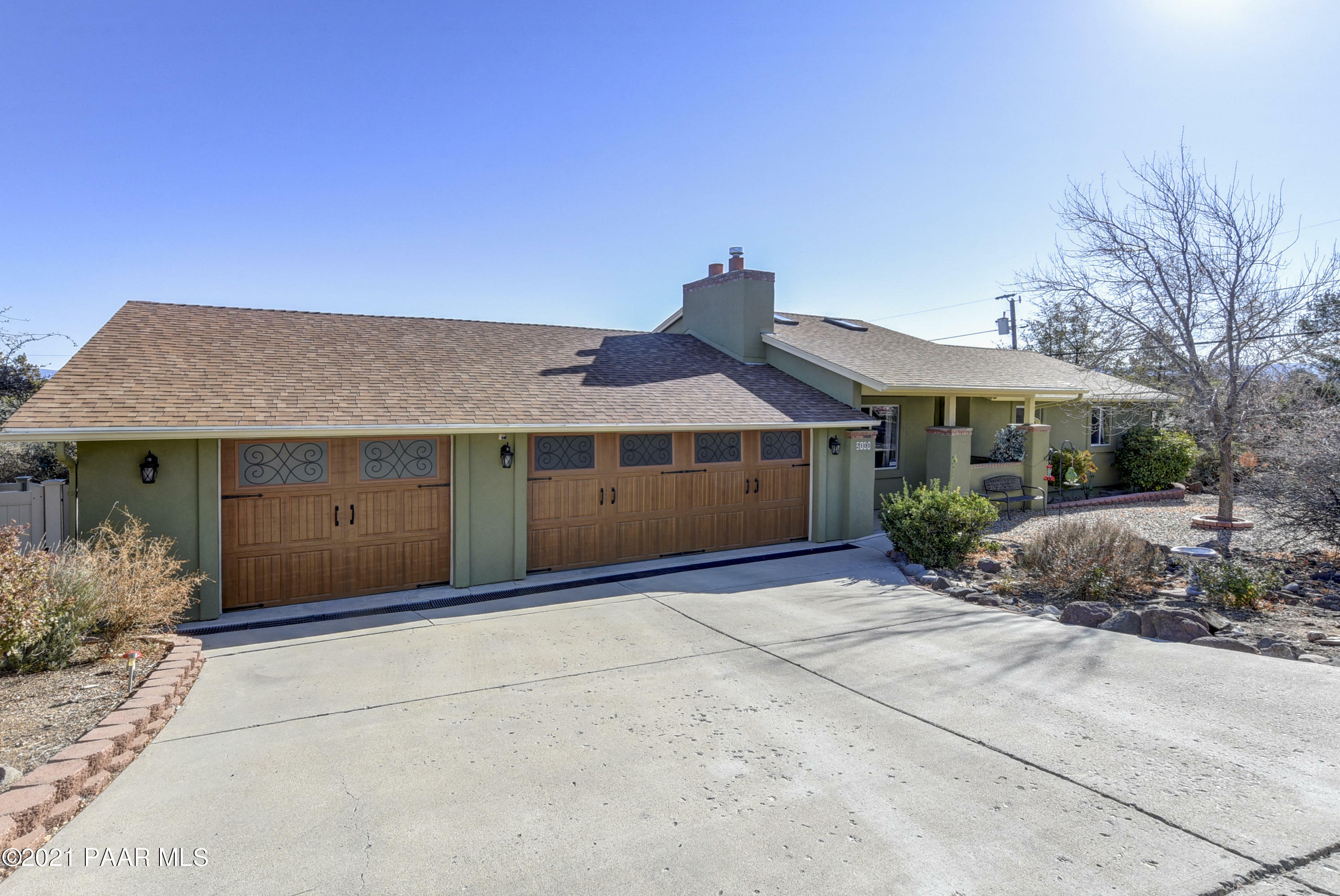 Property Photo:  2101 Howard Place  AZ 86301 