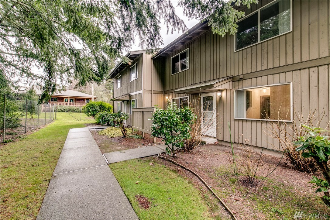 Property Photo:  6123 N 16th St K106  WA 98406 