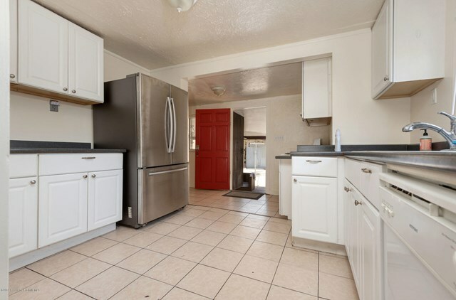 Property Photo:  3848 Portola Avenue  CA 90032 