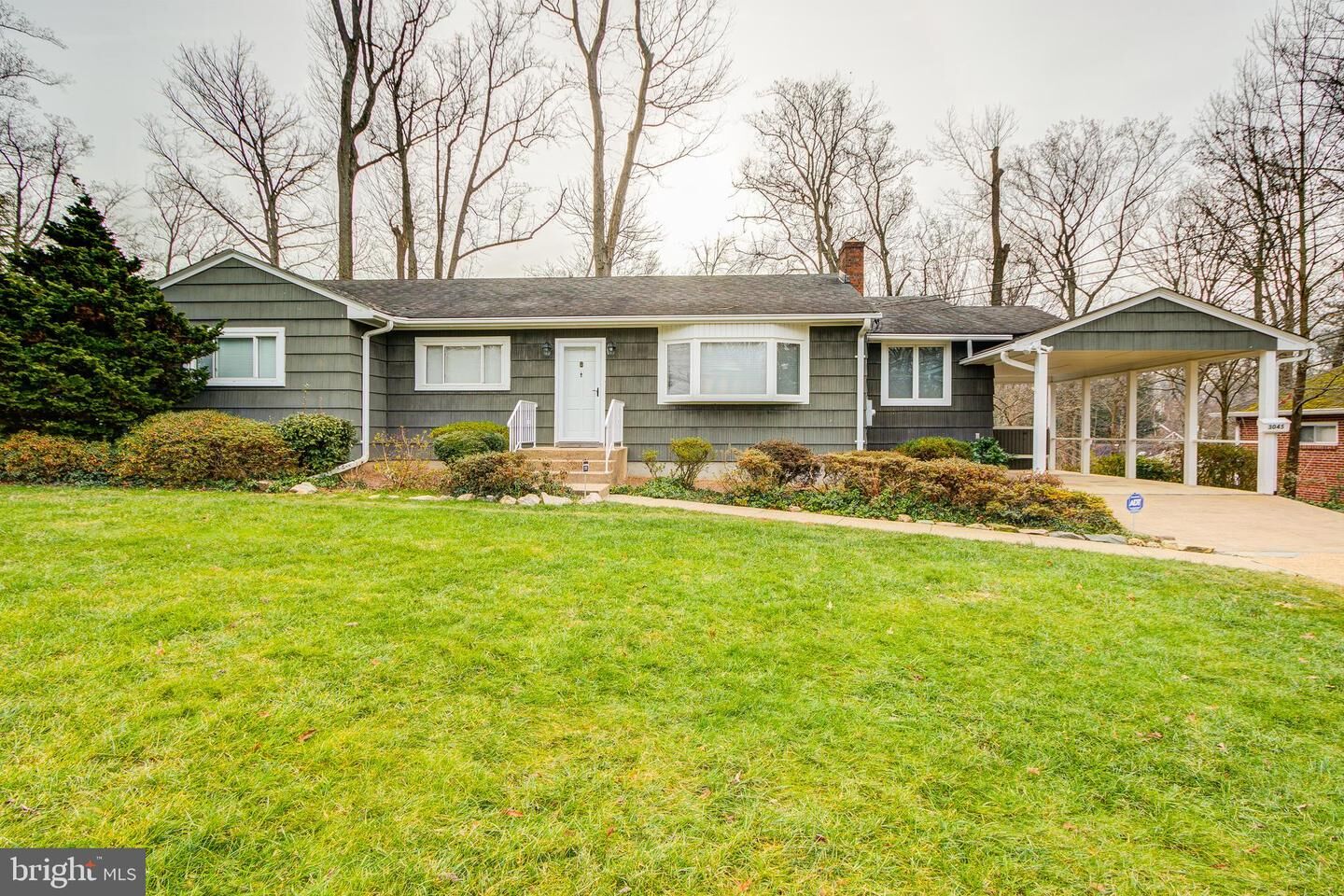 Property Photo: 3045 Hazelton Street VA 22044