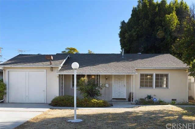 Property Photo:  6330 Cleon Avenue  CA 91606 
