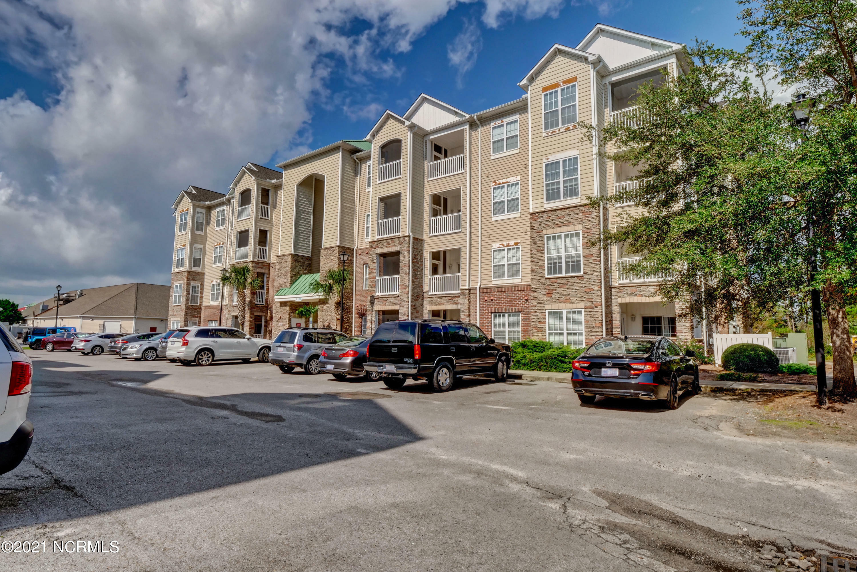 Property Photo:  300 Gateway Condos Drive 326  NC 28445 