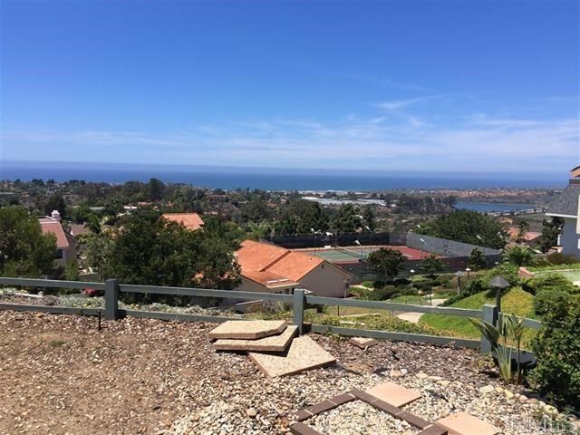 Property Photo:  1722 Gascony Rd  CA 92024