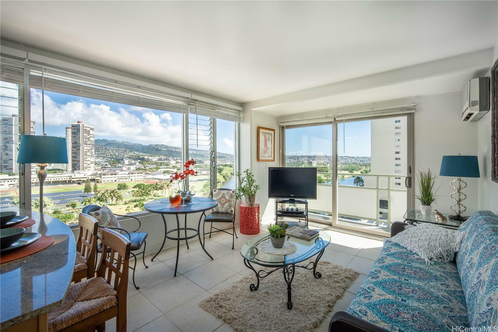 445 Kaiolu Street Ph 1211  Honolulu HI 96815 photo