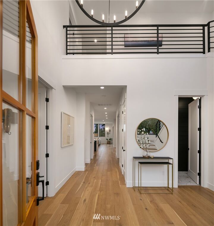 Property Photo:  6509 46th Avenue NE  WA 98115 