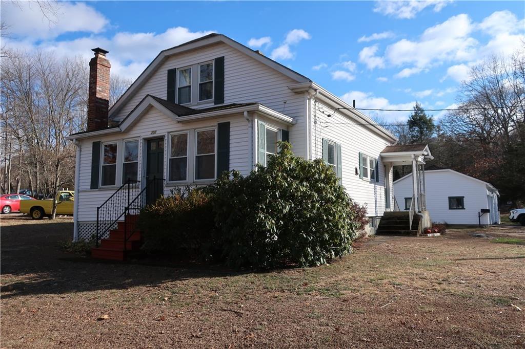 Property Photo:  300 Saint Paul St  RI 02896 