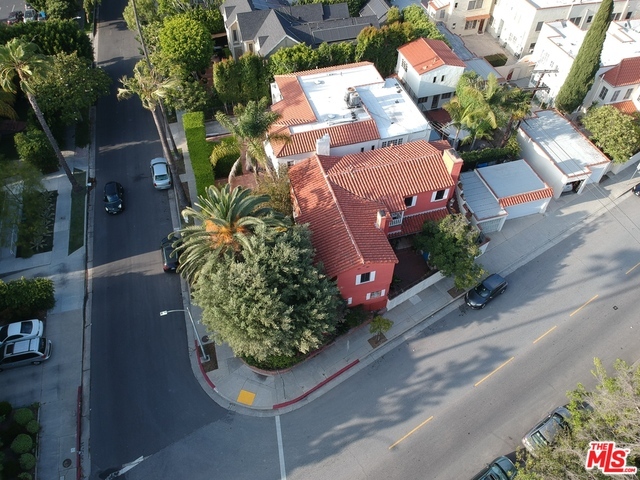 Property Photo:  754 S Cloverdale Ave  CA 90036 