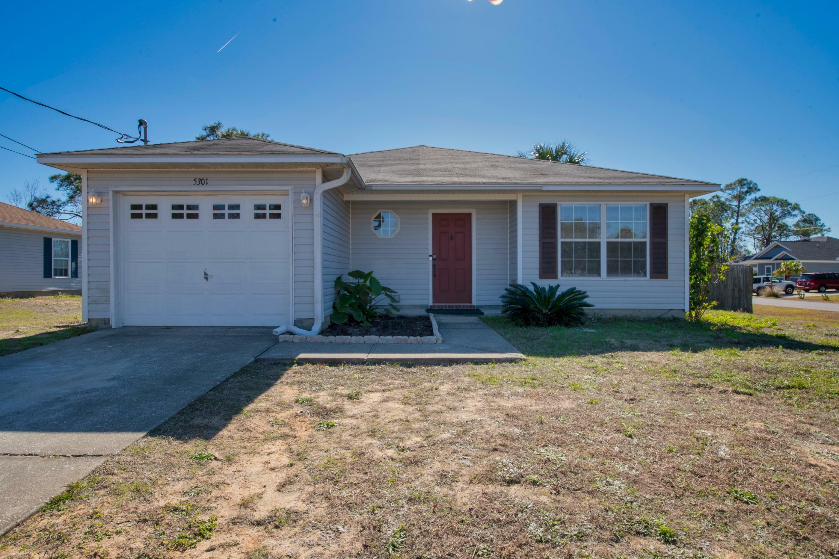 Property Photo:  5301 Fargo Court  FL 32563 