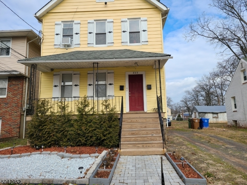 Property Photo:  808 Bower St  NJ 07036 