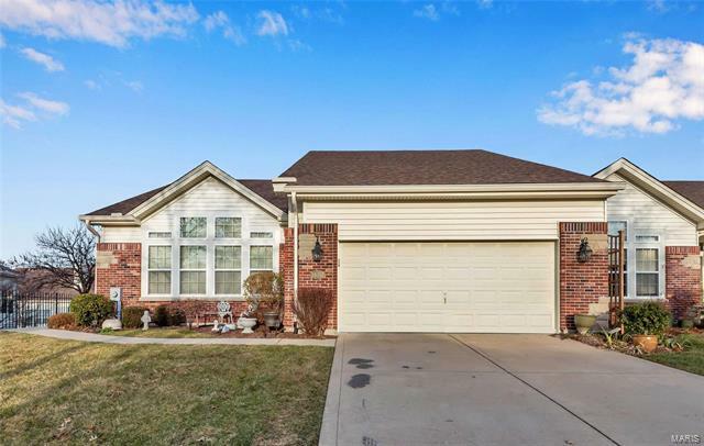14781 Thornbird Manor Parkway  Chesterfield  63017 photo
