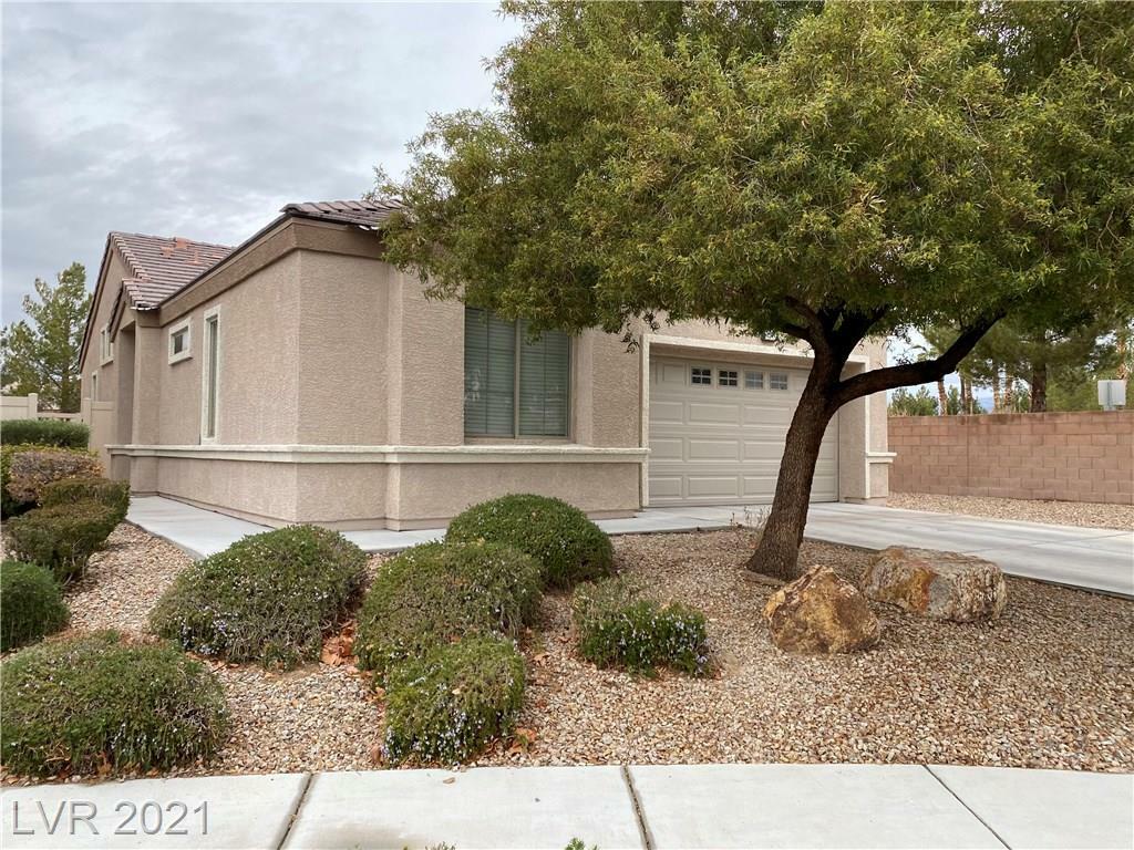 Property Photo:  5553 Overlook Valley Street  NV 89081 