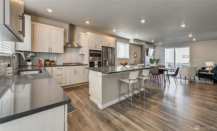 Property Photo:  8231 S 118th Lane  WA 98178 