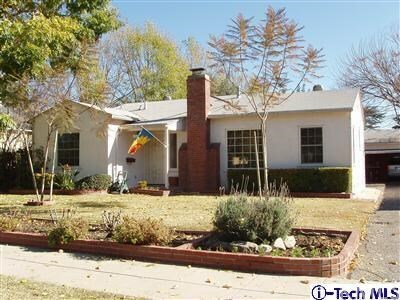 Property Photo:  1120 N Lamer Street  CA 91506 