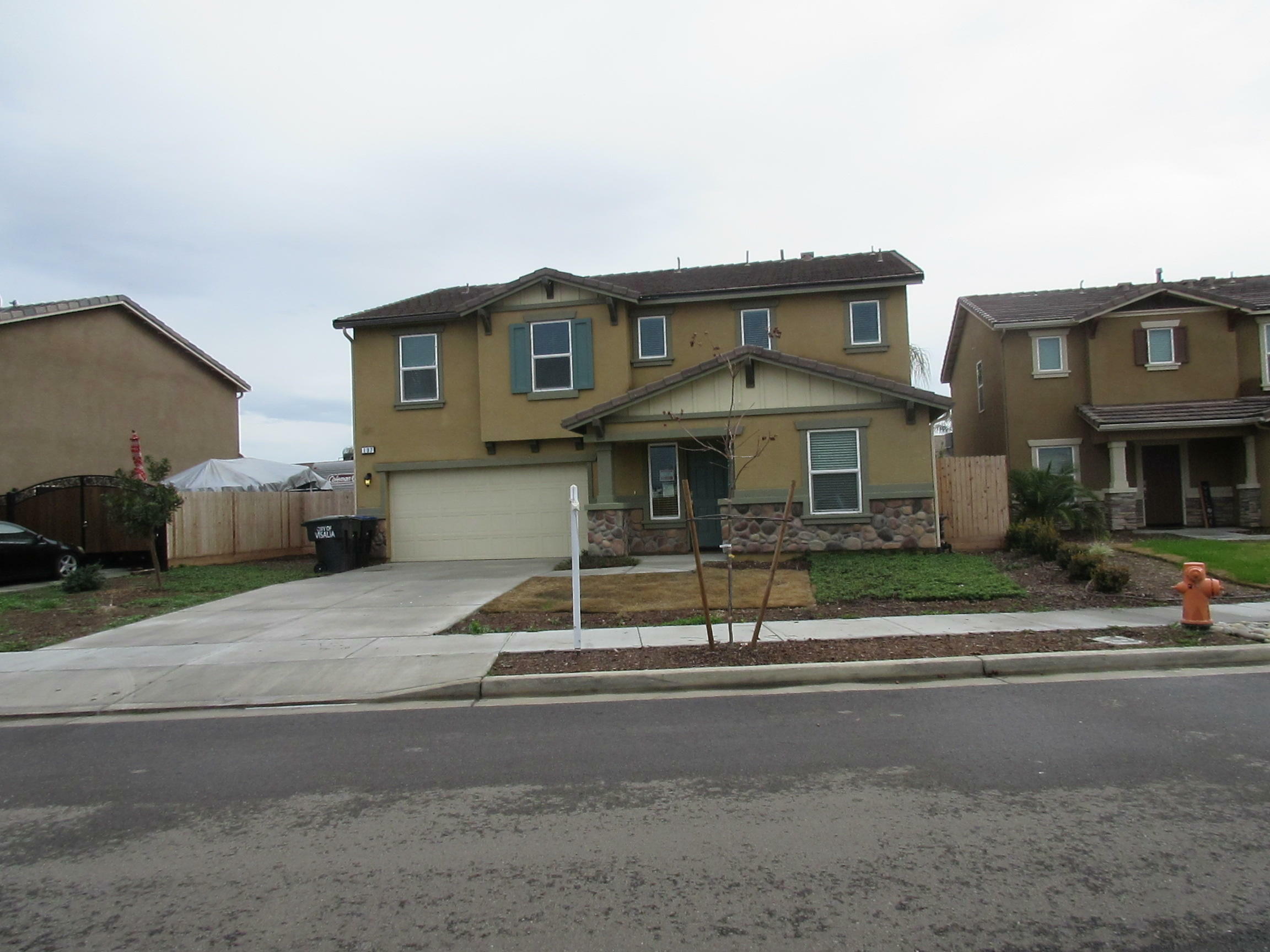 137 E Dove Avenue  Visalia CA 93291 photo