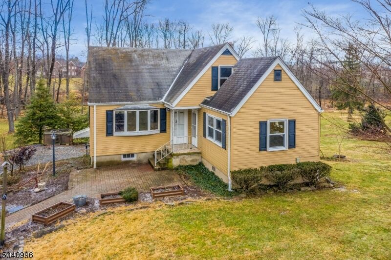 Property Photo: 17 Village Glen Rd NJ 08822