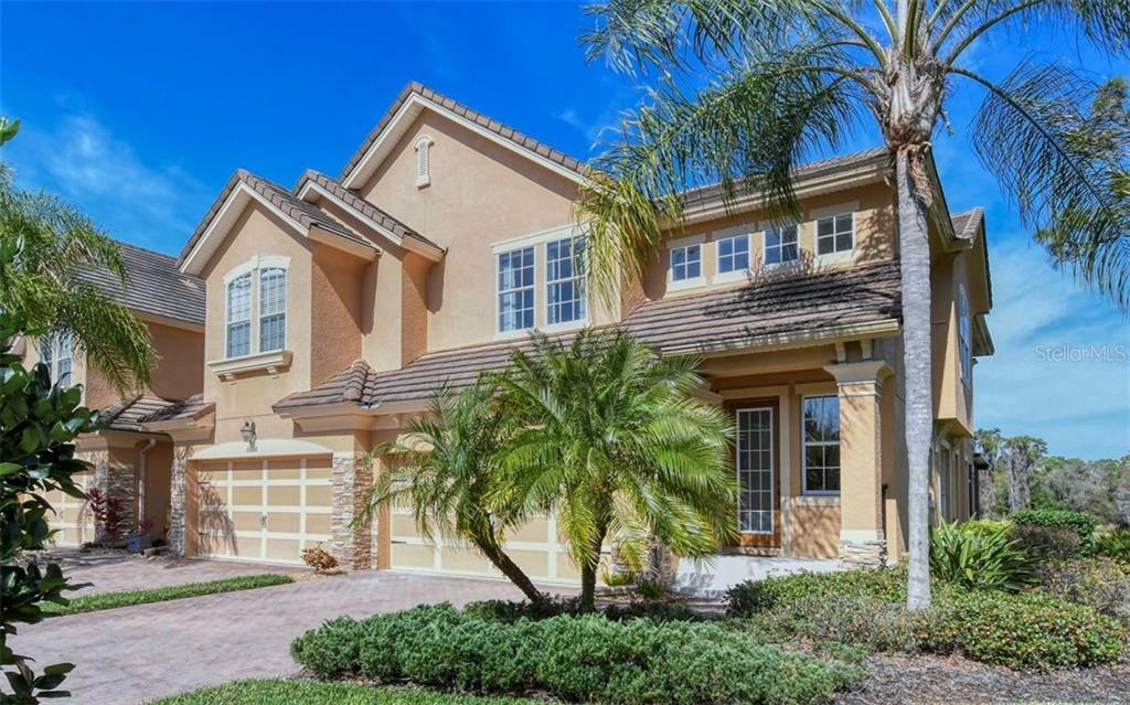 Property Photo:  8204 Villa Grande Court  FL 34243 