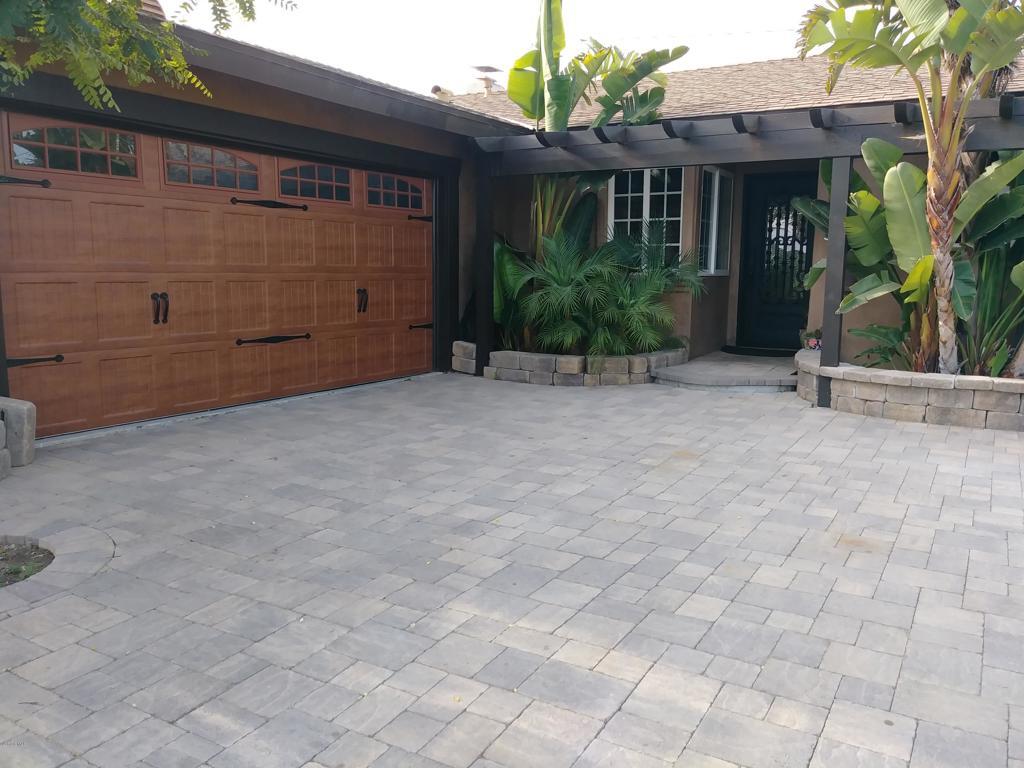 Property Photo: 1021 W Poplar Street CA 93033