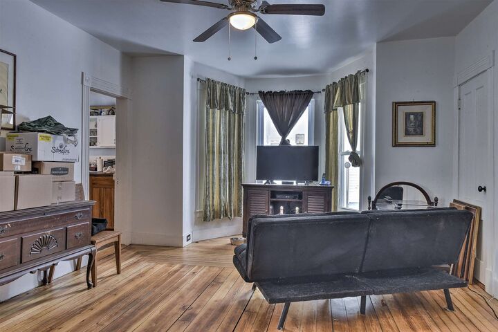 Property Photo: 25 Woodburn Street NH 03431