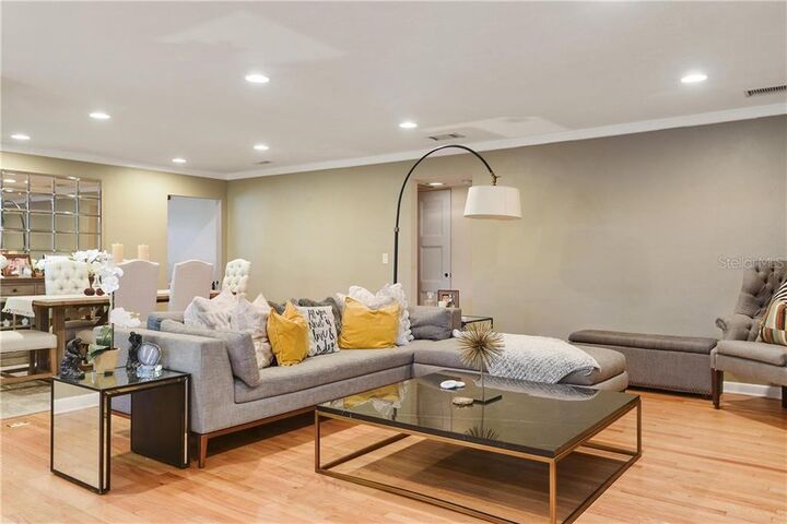 Property Photo: 2010 Linda Street FL 32803