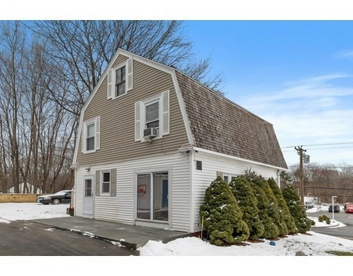 Property Photo:  412 Amesbury Road  MA 01830 