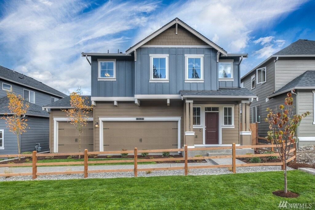 Property Photo:  2905 107th Ave NE C148  WA 98258 