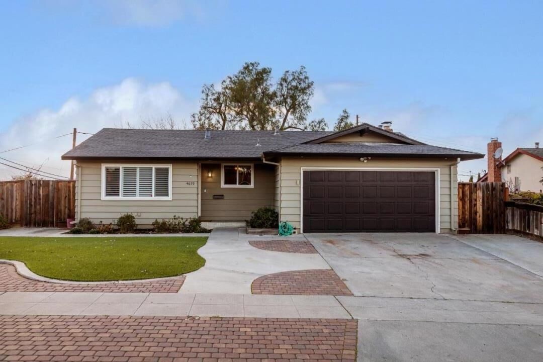 Property Photo: 4679 Paloma Avenue CA 95111