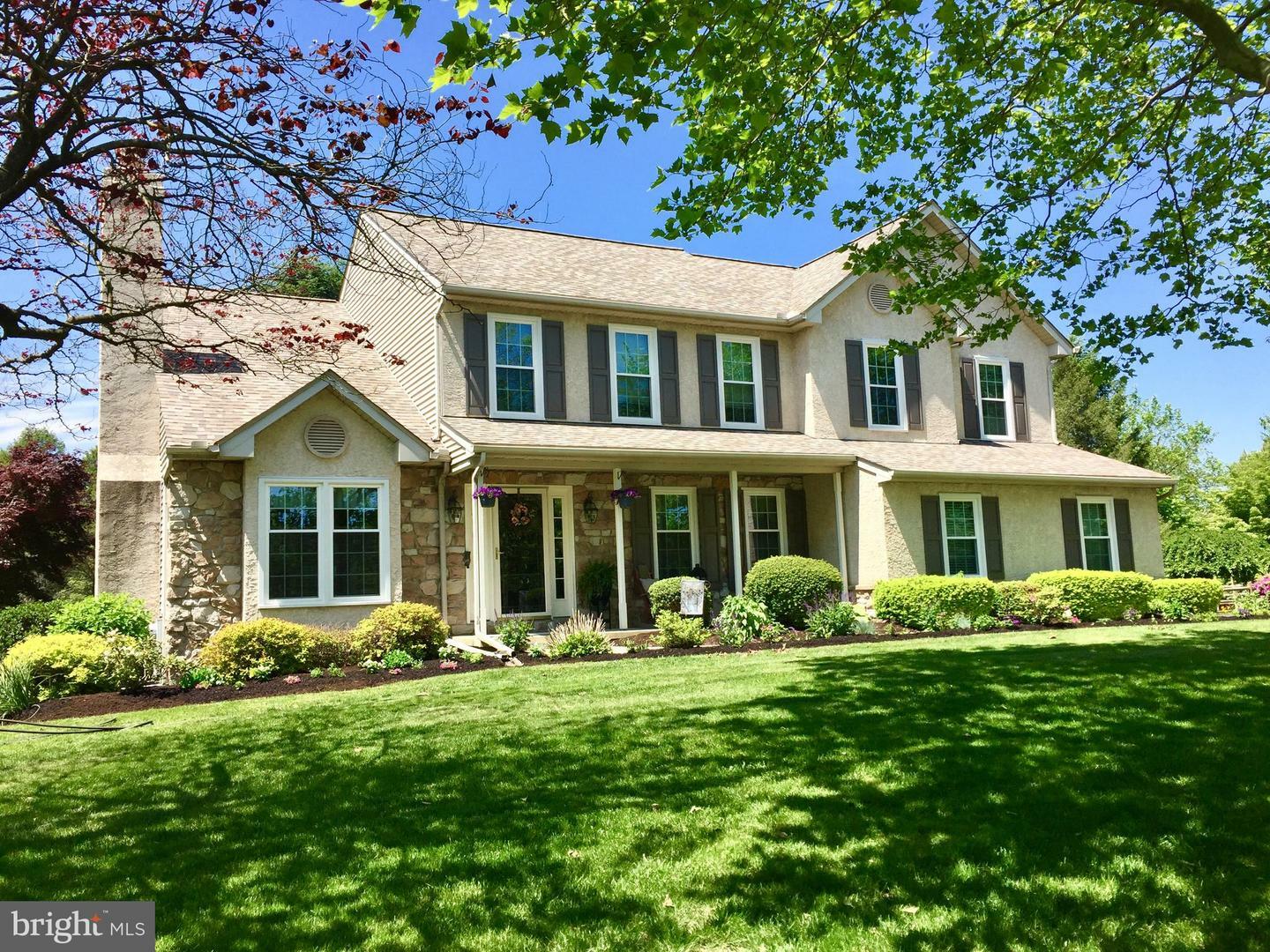 Property Photo: 4 Shawnee Court PA 19425