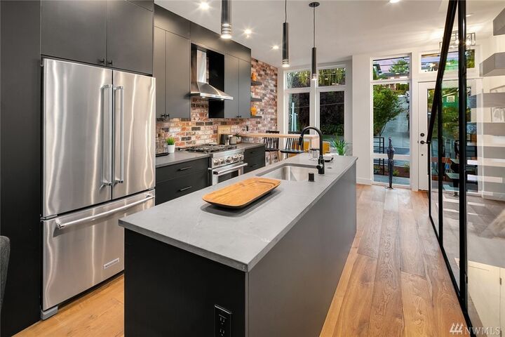 Property Photo:  2361 Minor Ave E G  WA 98102 