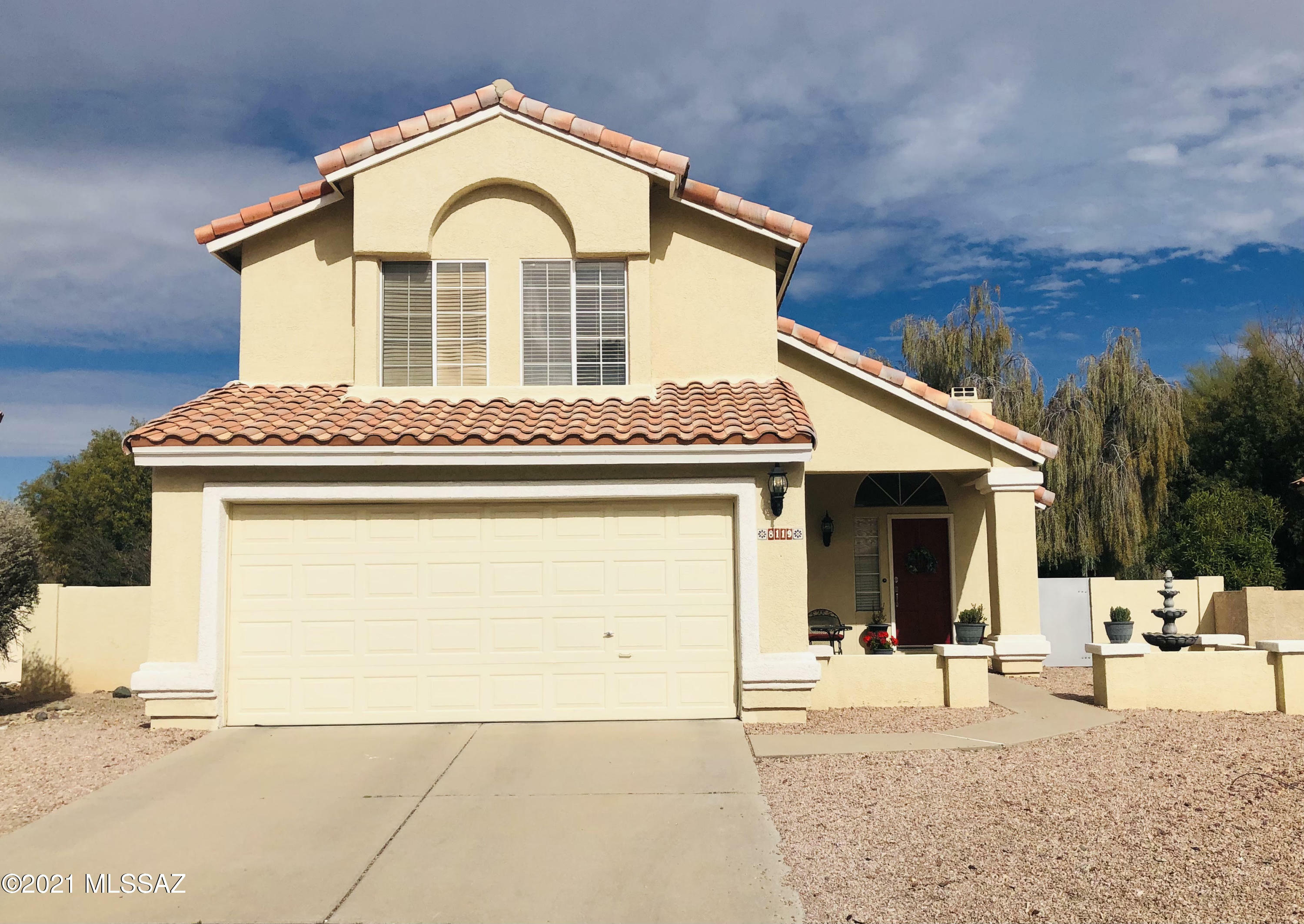 Property Photo:  8119 E Star Glory Drive  AZ 85715 