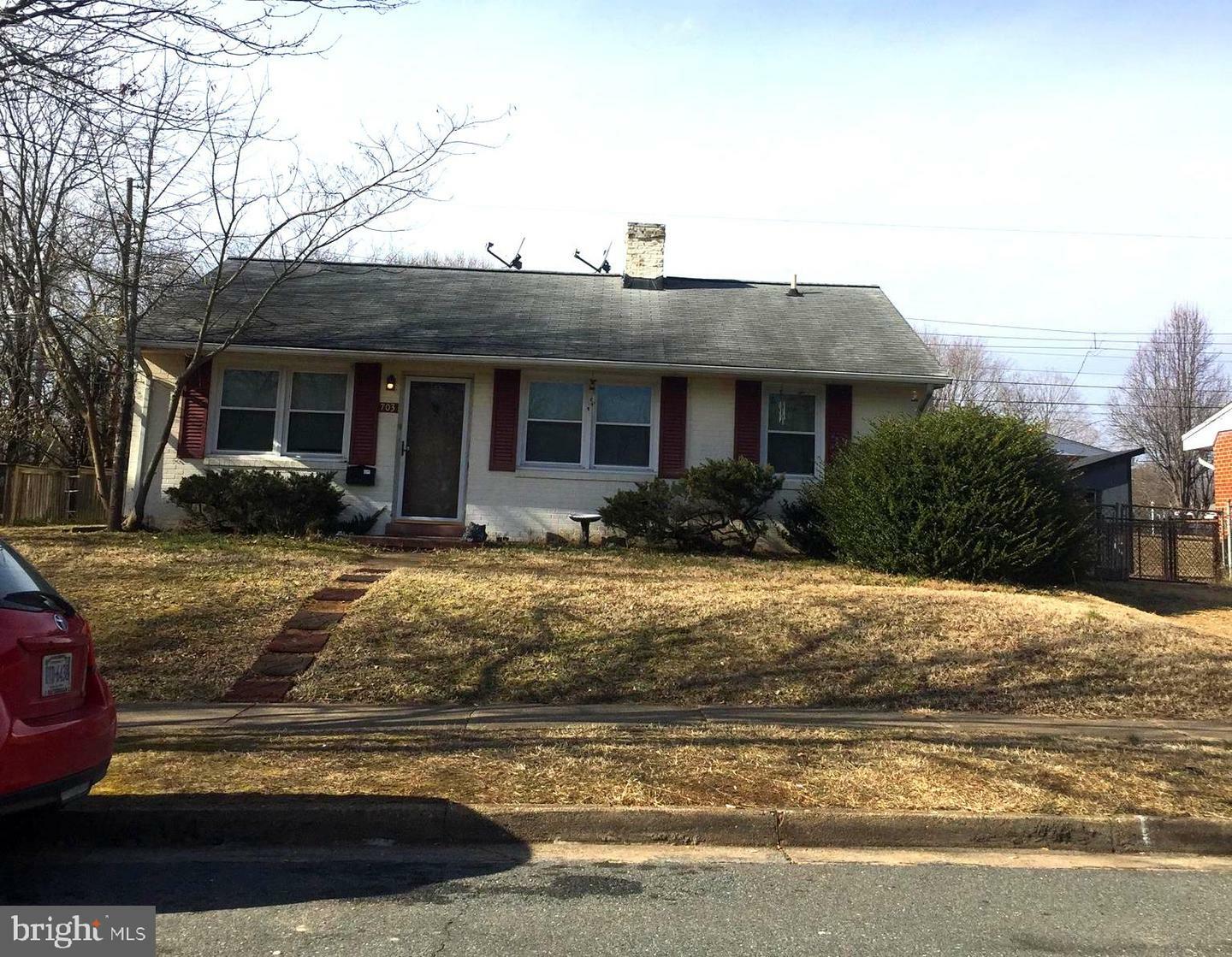 Property Photo:  703 Hanson Avenue  VA 22401 