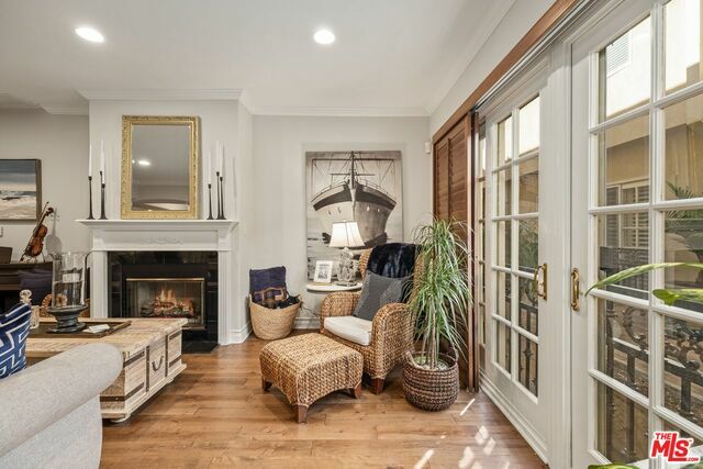 Property Photo: 1820 Holmby Ave 3 CA 90025