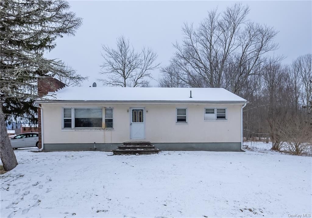 Property Photo:  610 Albany Post Road  NY 12561 