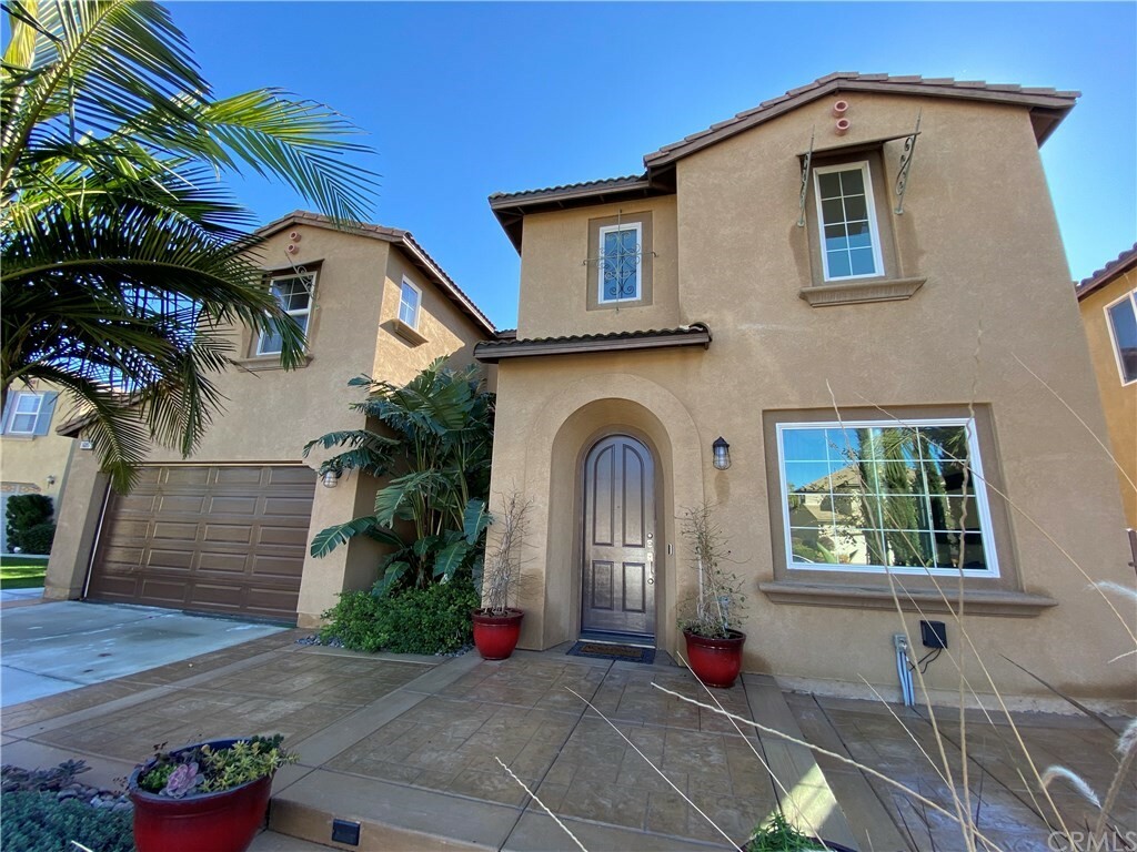 Property Photo:  16097 Blue Mountain Court  CA 92503 