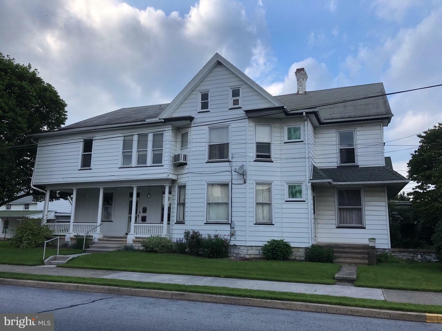 Property Photo: 325 S Cherry Street PA 17067