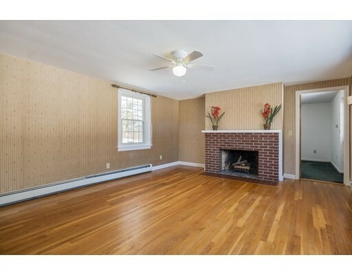 Property Photo: 186 Chapel MA 01520