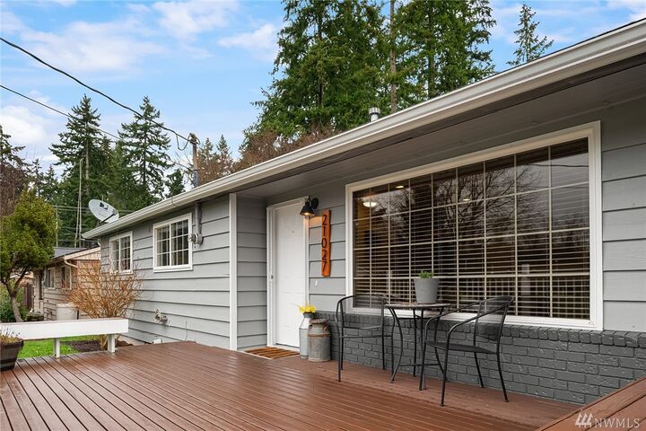 Property Photo: 21027 22nd Ave W WA 98036
