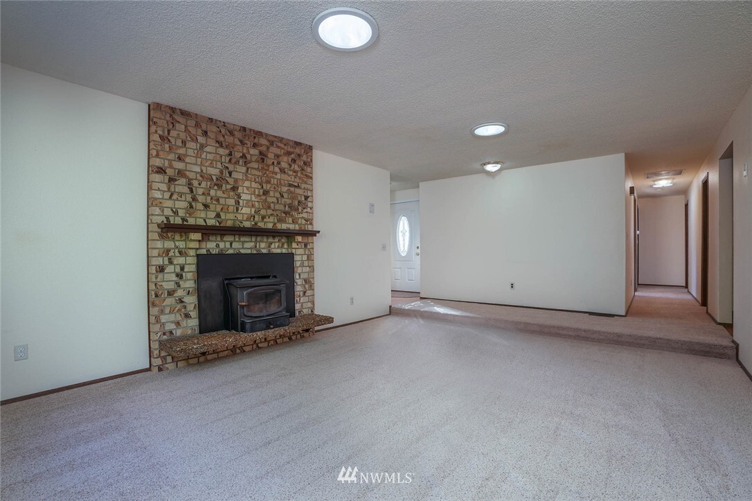Property Photo:  4201  57th Street Ct NW  WA 98335 