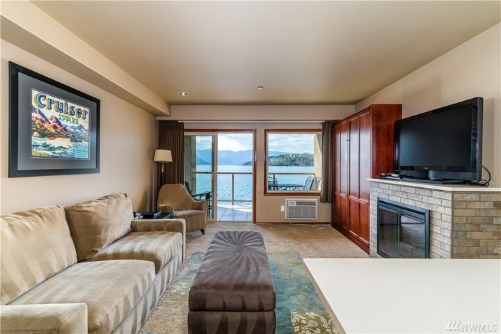 Property Photo:  322 W Woodin Ave 522  WA 98816 