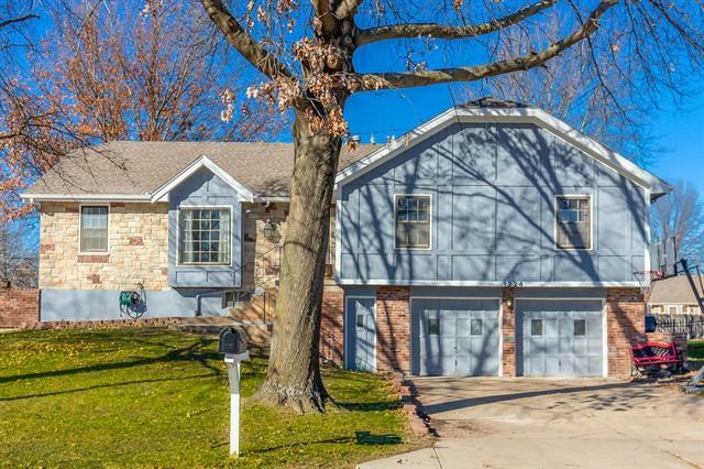 Property Photo: 1224 E Frontier Lane KS 66062