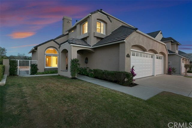 Property Photo:  24082 Fairway Lane  CA 92679 