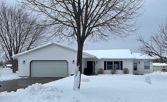 Property Photo:  812 Farmer Ave  WI 54660 