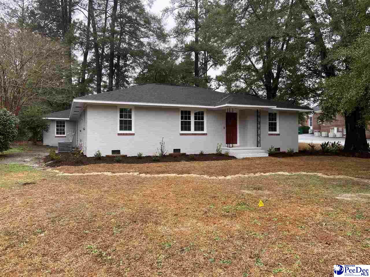 Property Photo:  810 Wannamaker Ave  SC 29501 