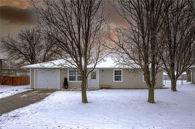 Property Photo:  1101 W 4th Street  KS 66021 