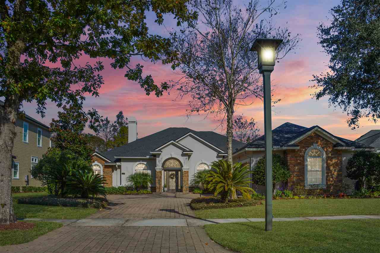 Property Photo: 644 Donald Ross Way FL 32092