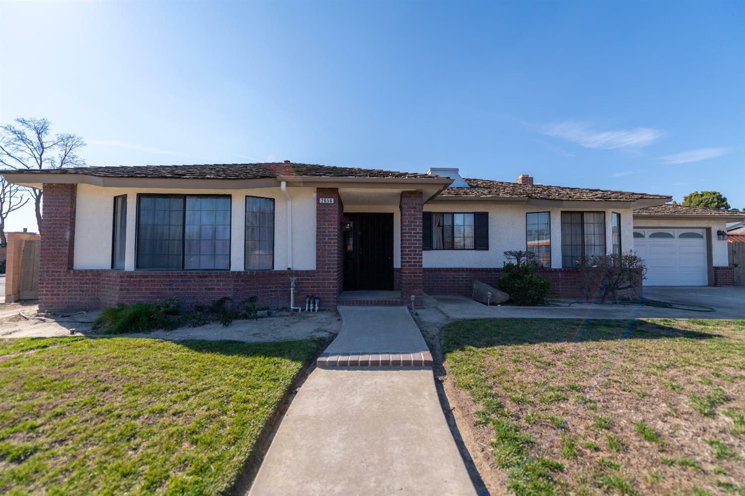 Property Photo:  2656 Aspen Street  CA 93230 