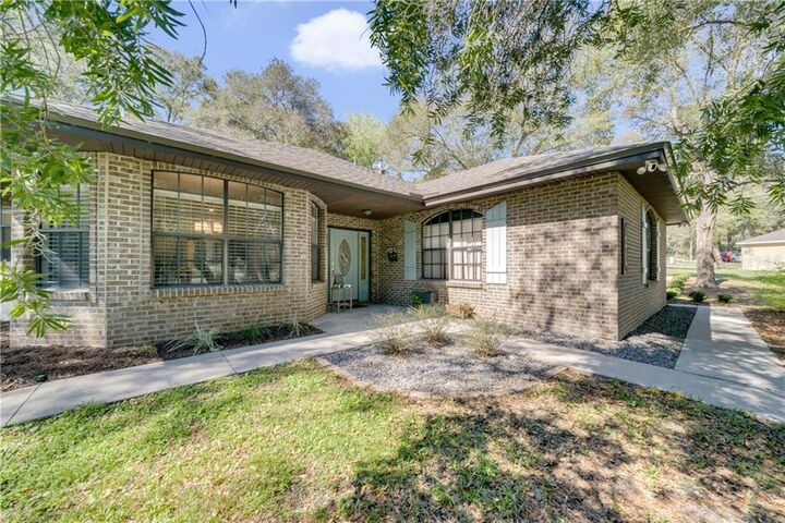 Property Photo:  30915 Alcrest Avenue  FL 32776 