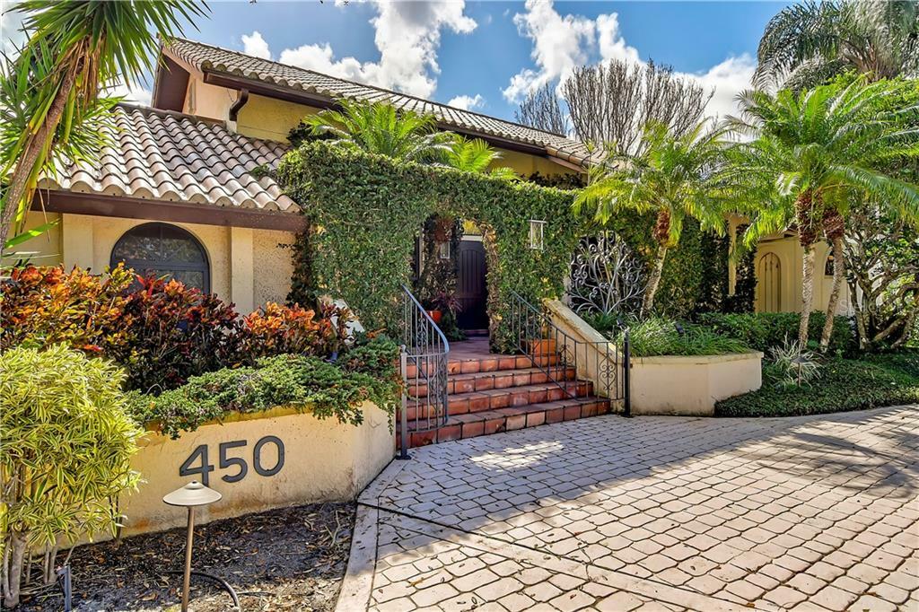 Property Photo: 450 E Royal Flamingo Drive FL 34236