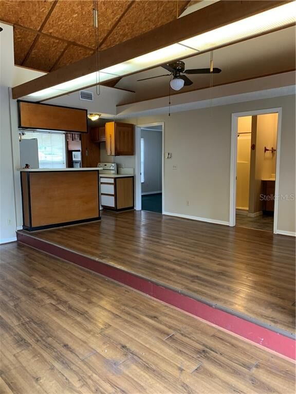 Property Photo:  2002 E Yukon Street  FL 33604 