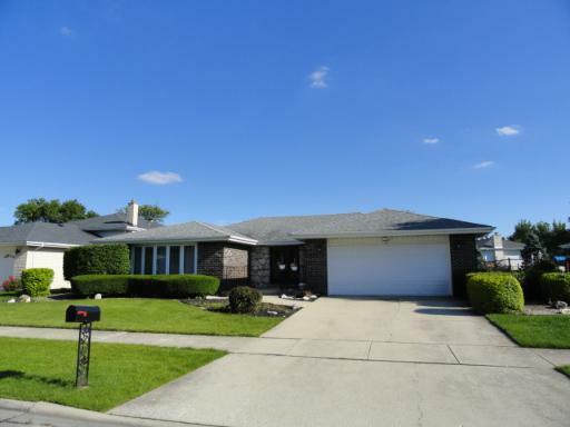 Property Photo:  7637 Ponderosa Court  IL 60462 