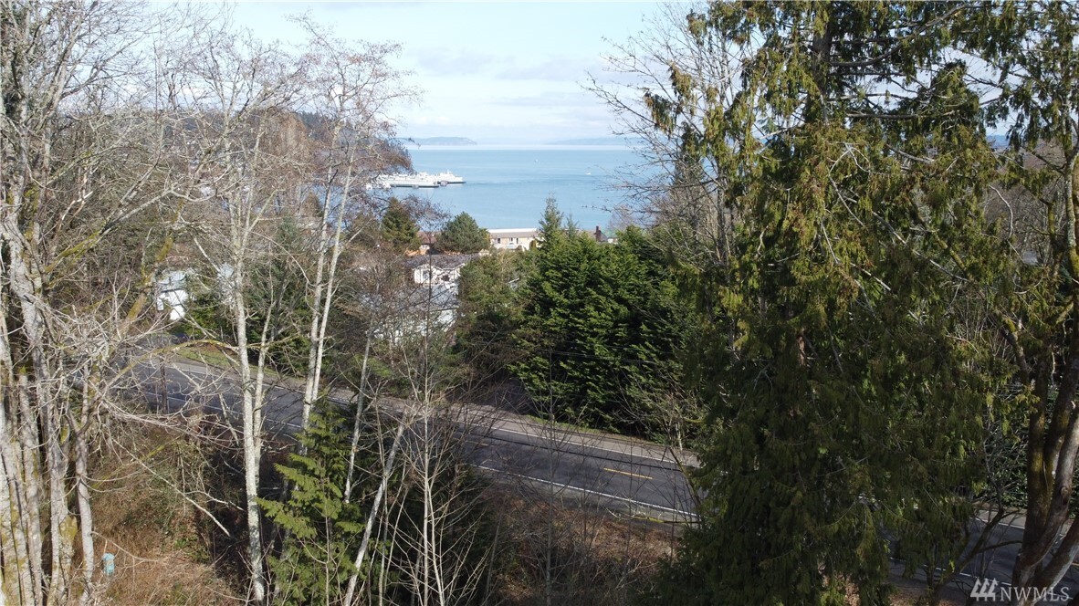 Property Photo: 24515 S Kingston Rd NE WA 98346